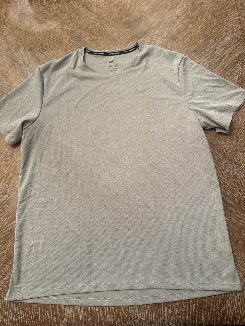 Nike Running T- Shirt Short Sleeve in Light Gray
